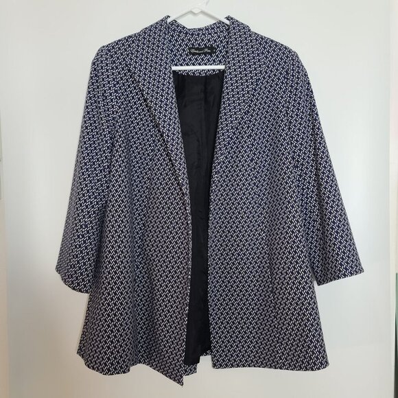 Estelle & Finn Shaped Diamond Print Blue White Open Front Blazer Size 6